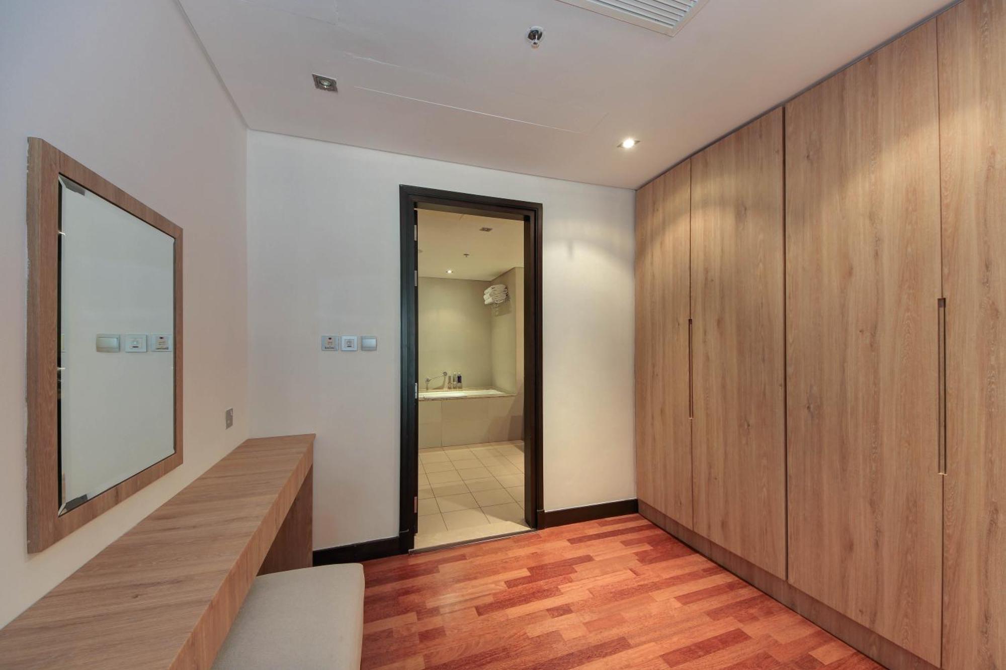 Luxe Getaways Royal Amwaj Palm Jumeirah Resort Apartment Holiday Home 두바이 외부 사진